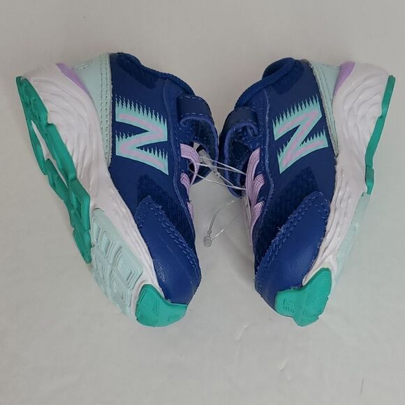 New Balance 680 V6 shoes - Picture 8 of 8